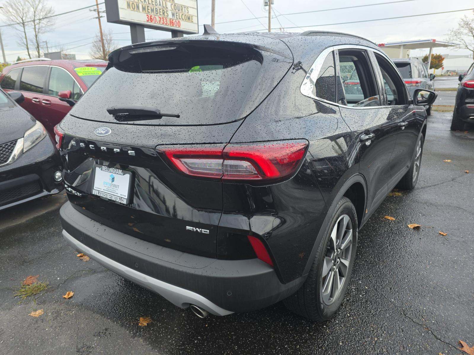 2025 Ford Escape Platinum AWD