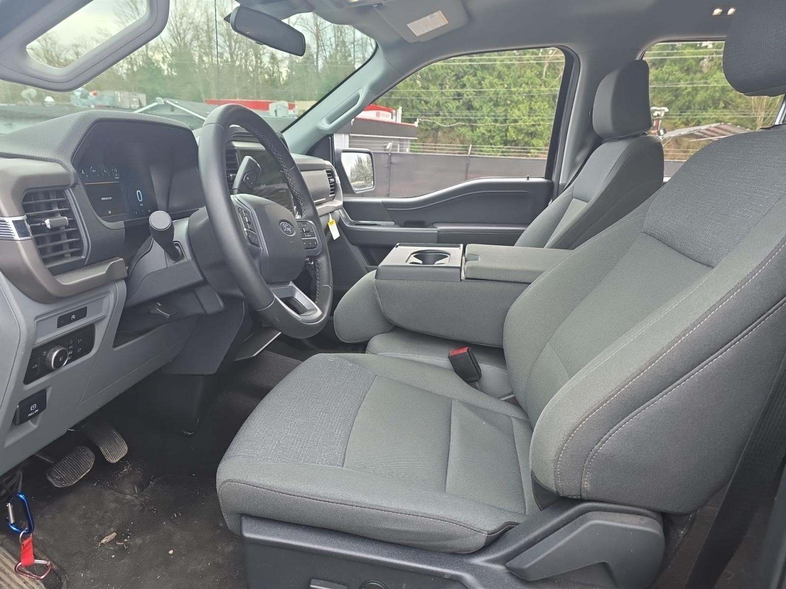 2025 Ford F-150 XLT AWD