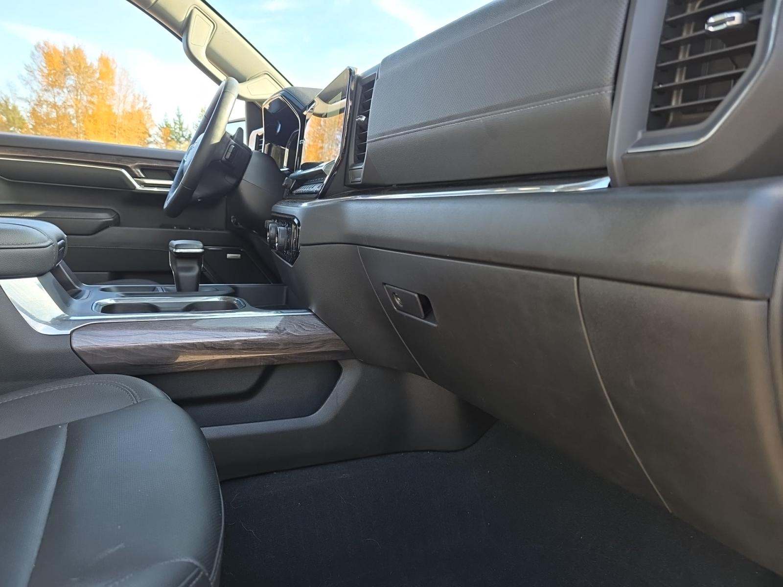 2023 Chevrolet Silverado 1500 LTZ AWD