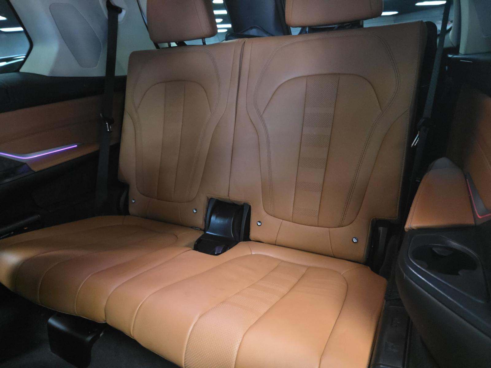 2020 BMW X7 xDrive40i AWD