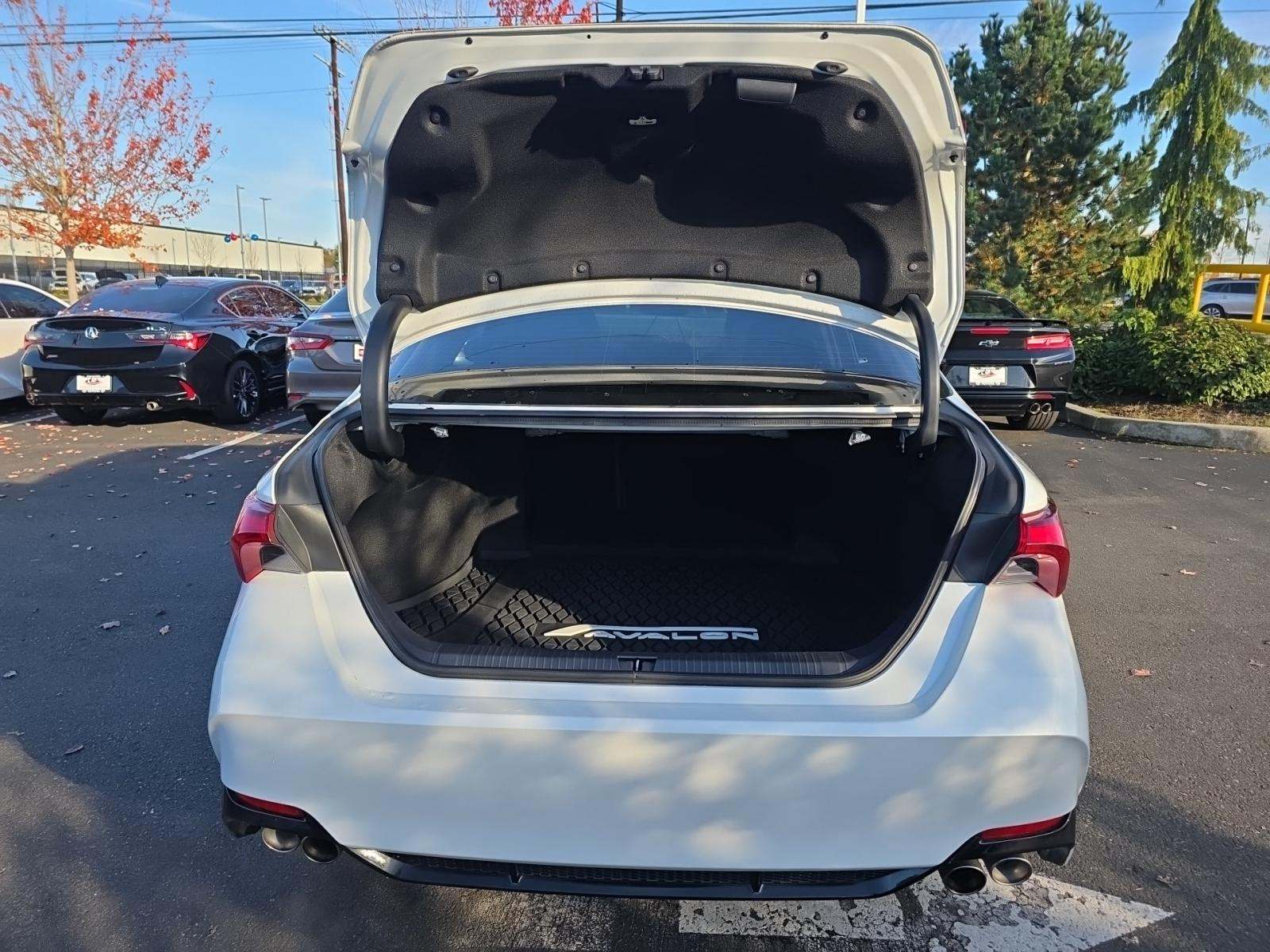 2020 Toyota Avalon XSE FWD