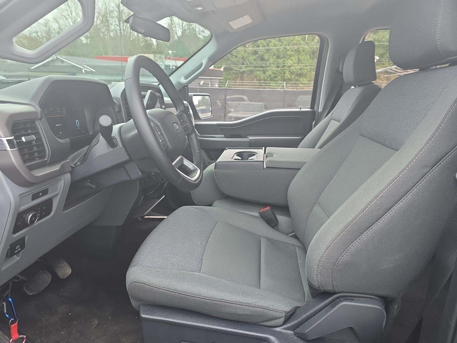 2025 Ford F-150 XLT AWD