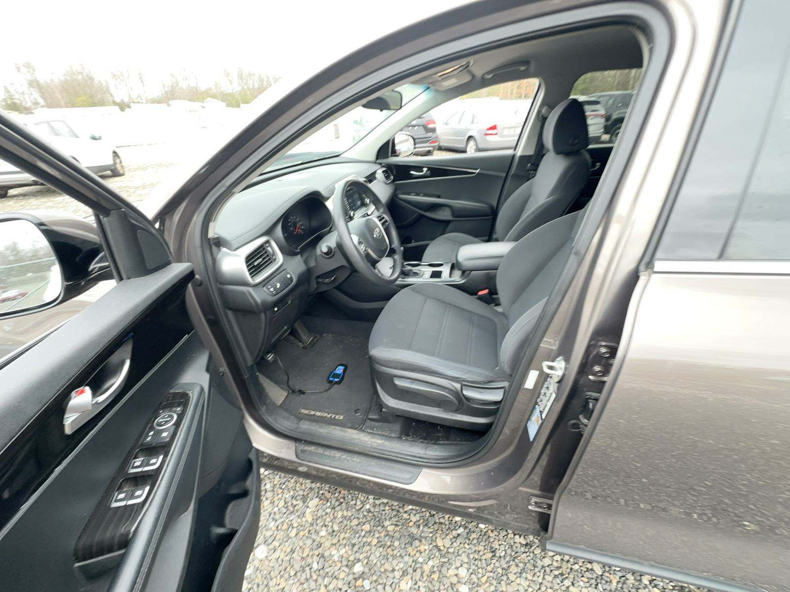 2020 Kia Sorento LX AWD