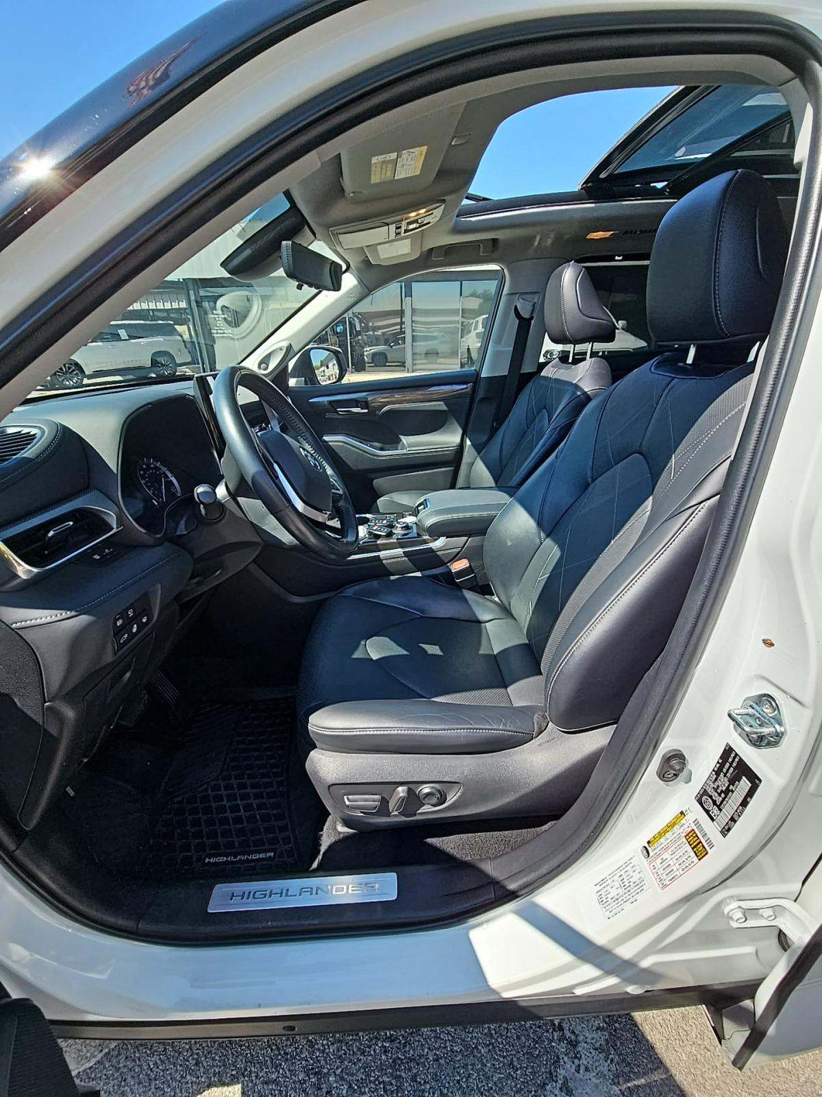 2022 Toyota Highlander Platinum AWD