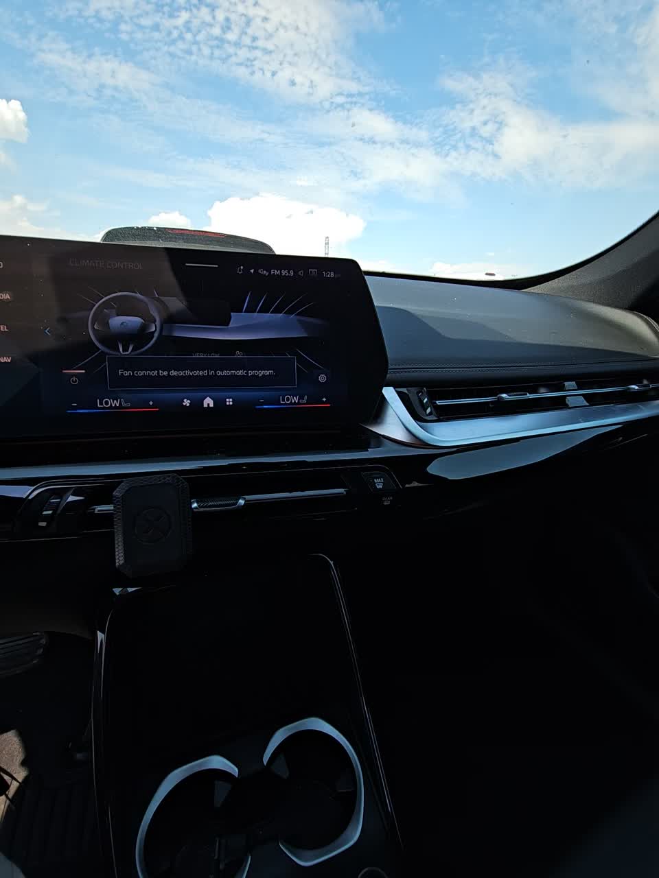 2025 BMW X1 xDrive28i AWD