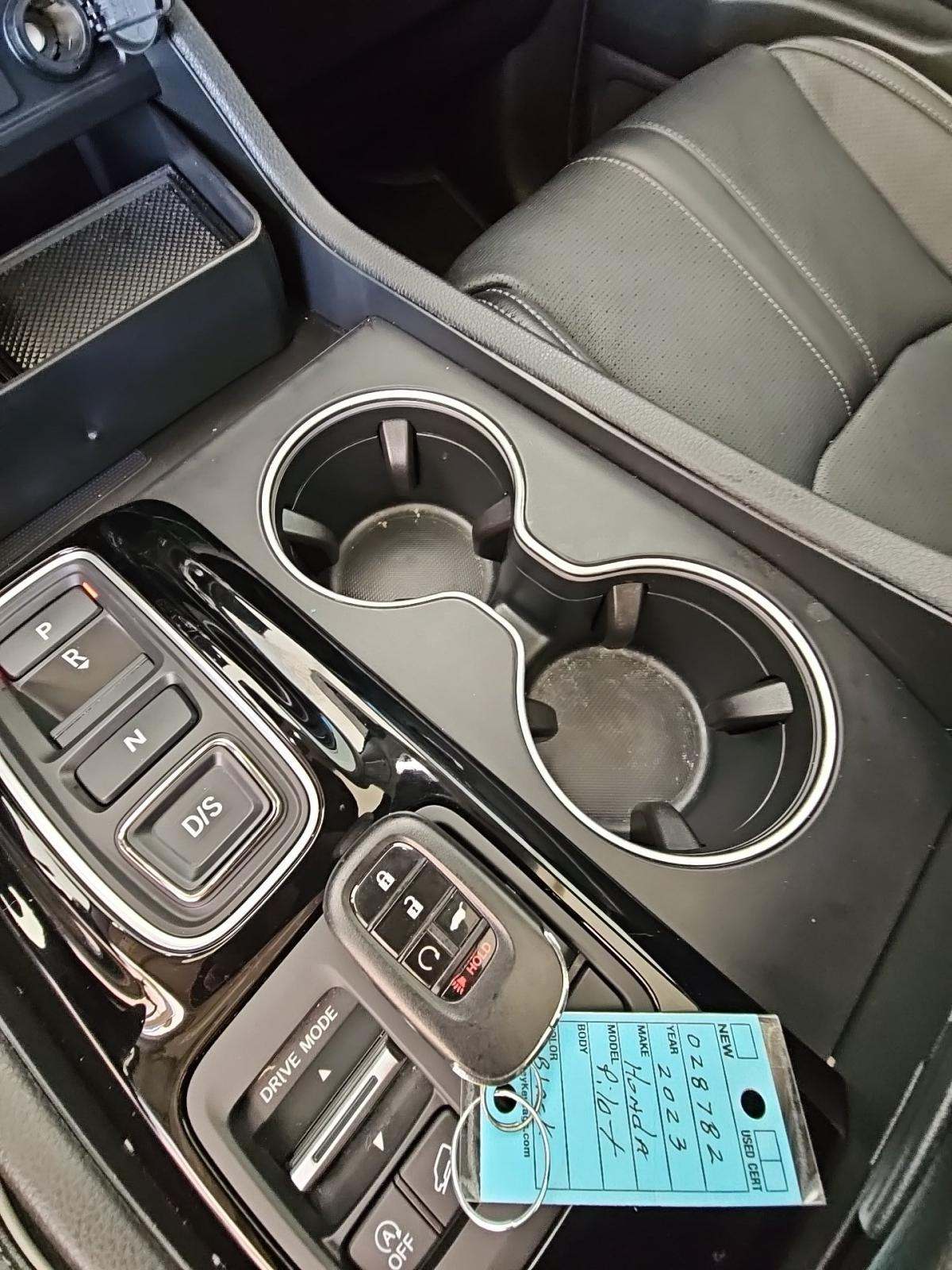 2023 Honda Pilot Elite AWD