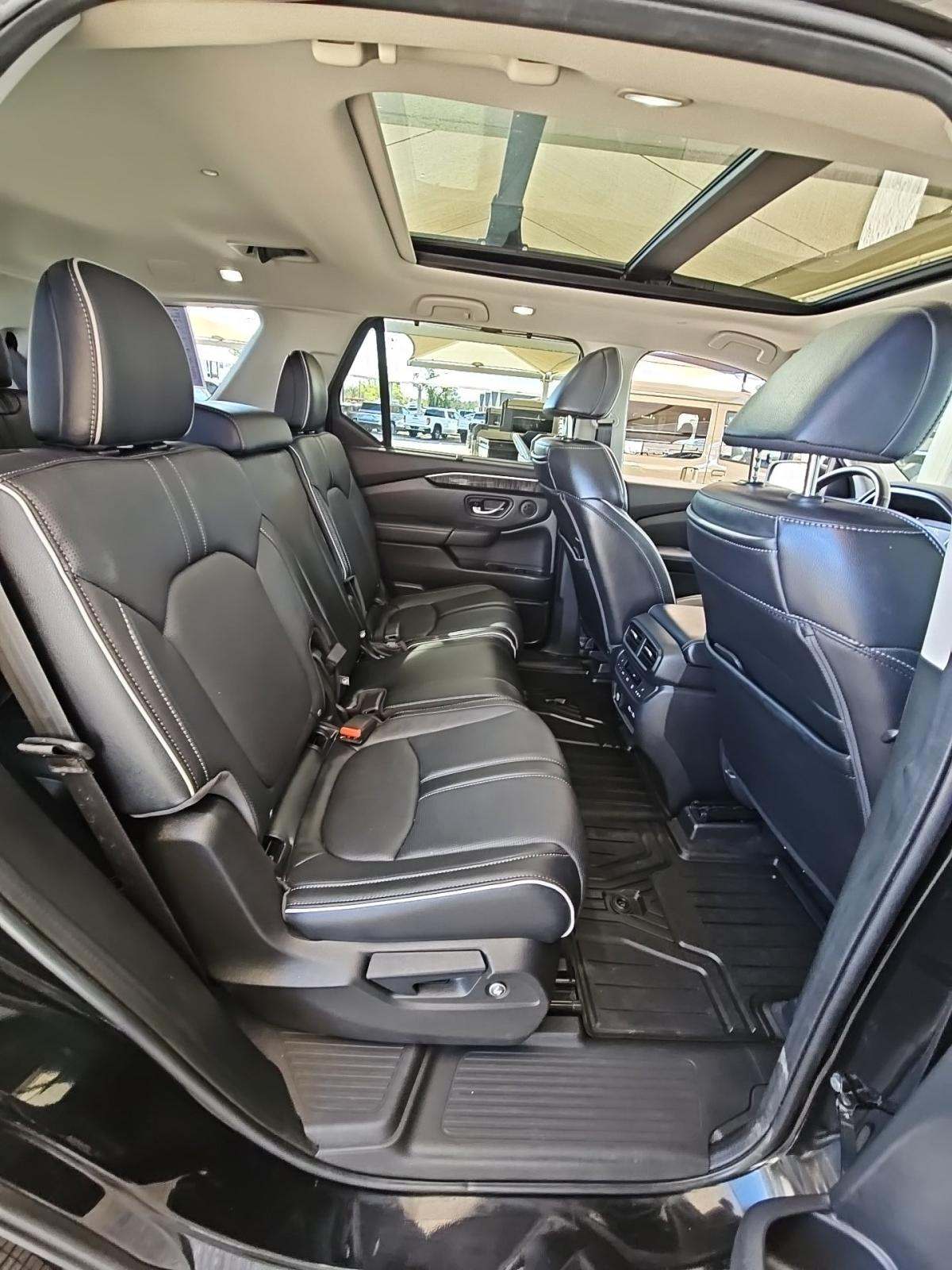 2023 Honda Pilot Elite AWD