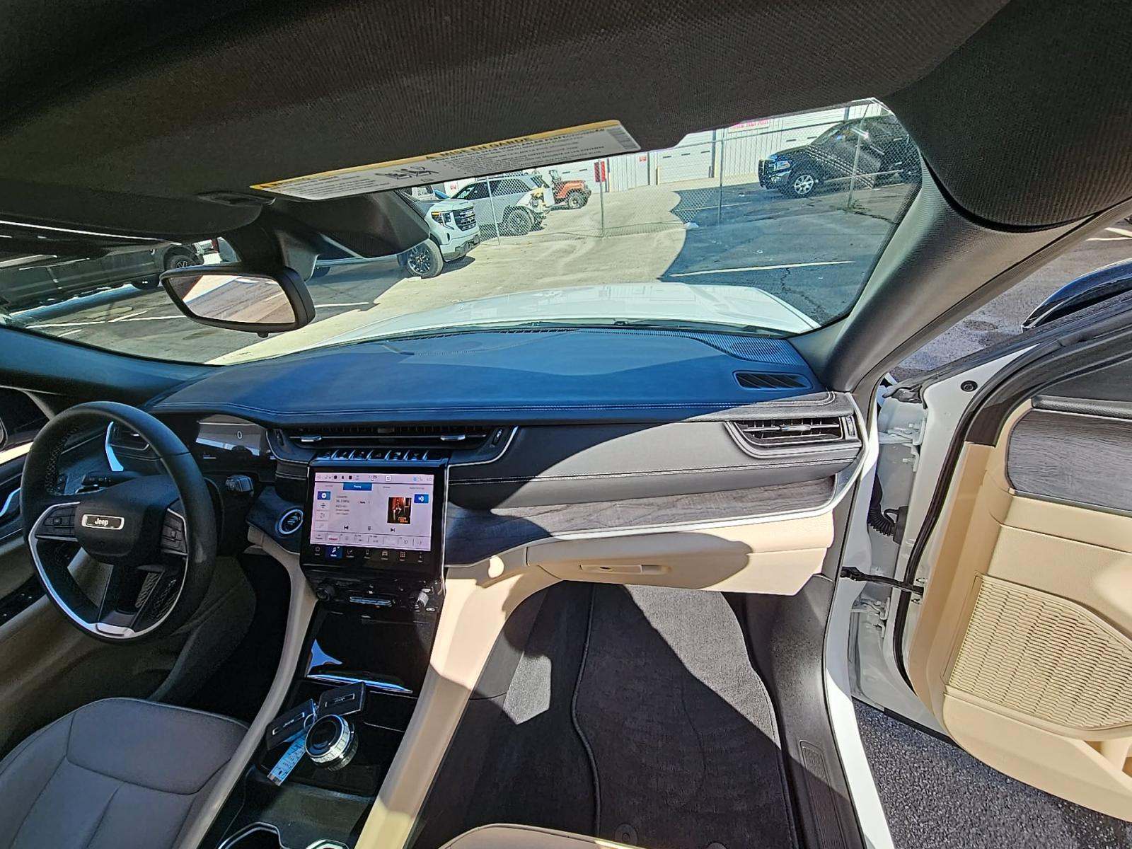 2024 Jeep Grand Cherokee Limited RWD