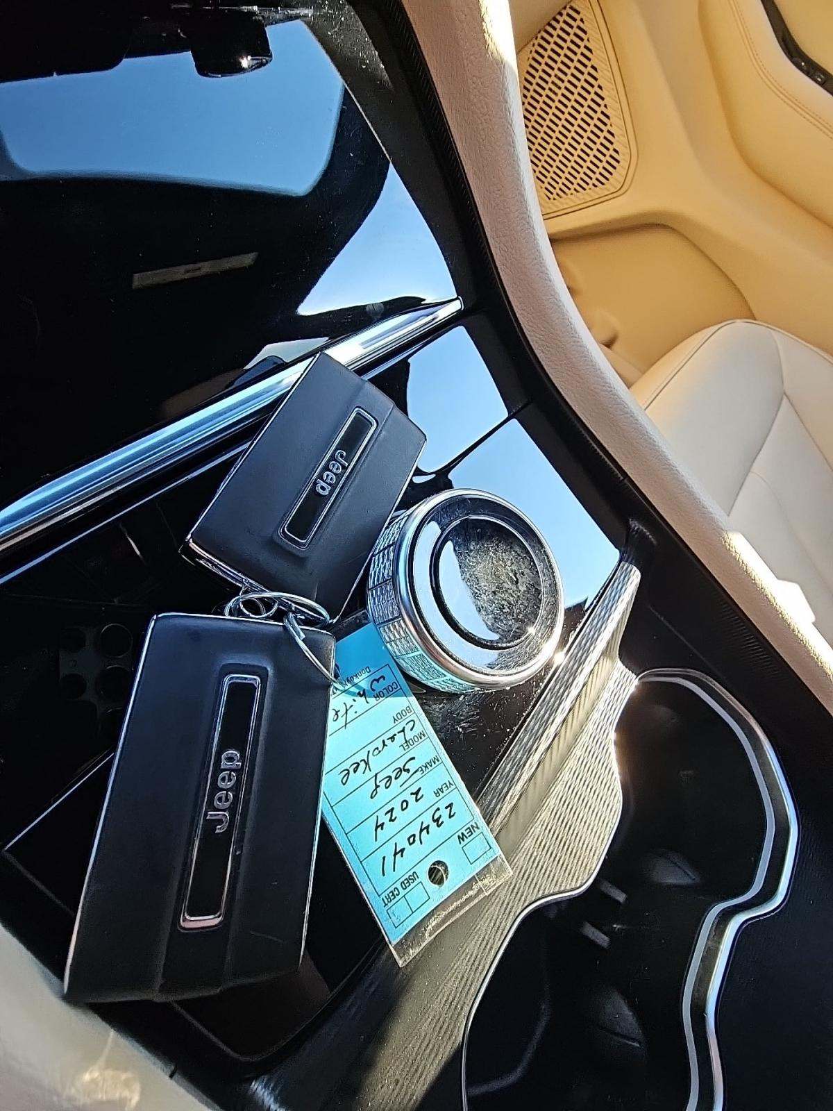 2024 Jeep Grand Cherokee Limited RWD