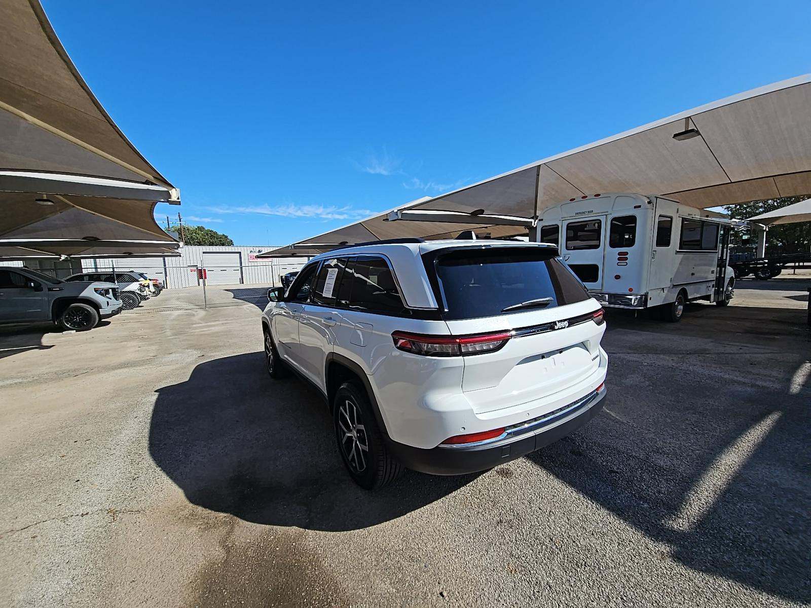 2024 Jeep Grand Cherokee Limited RWD