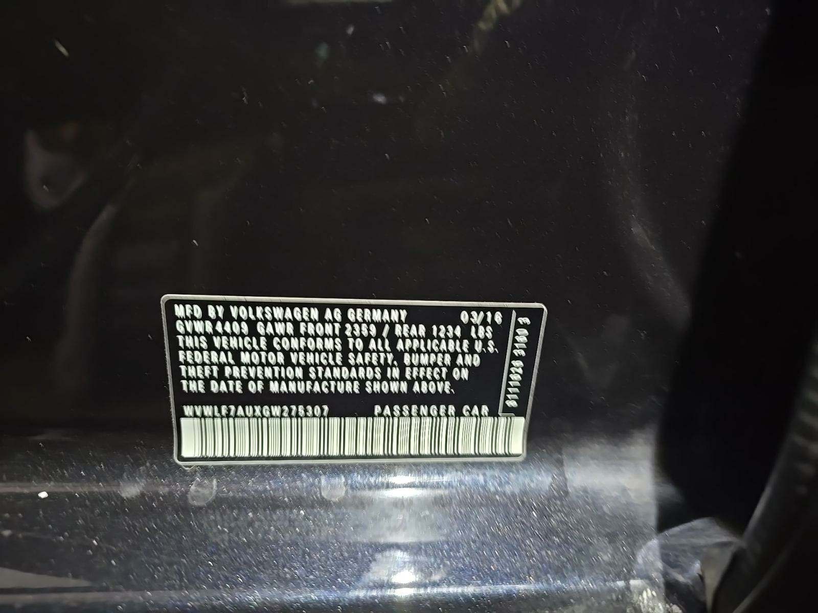 2016 Volkswagen Golf R 2.0T AWD