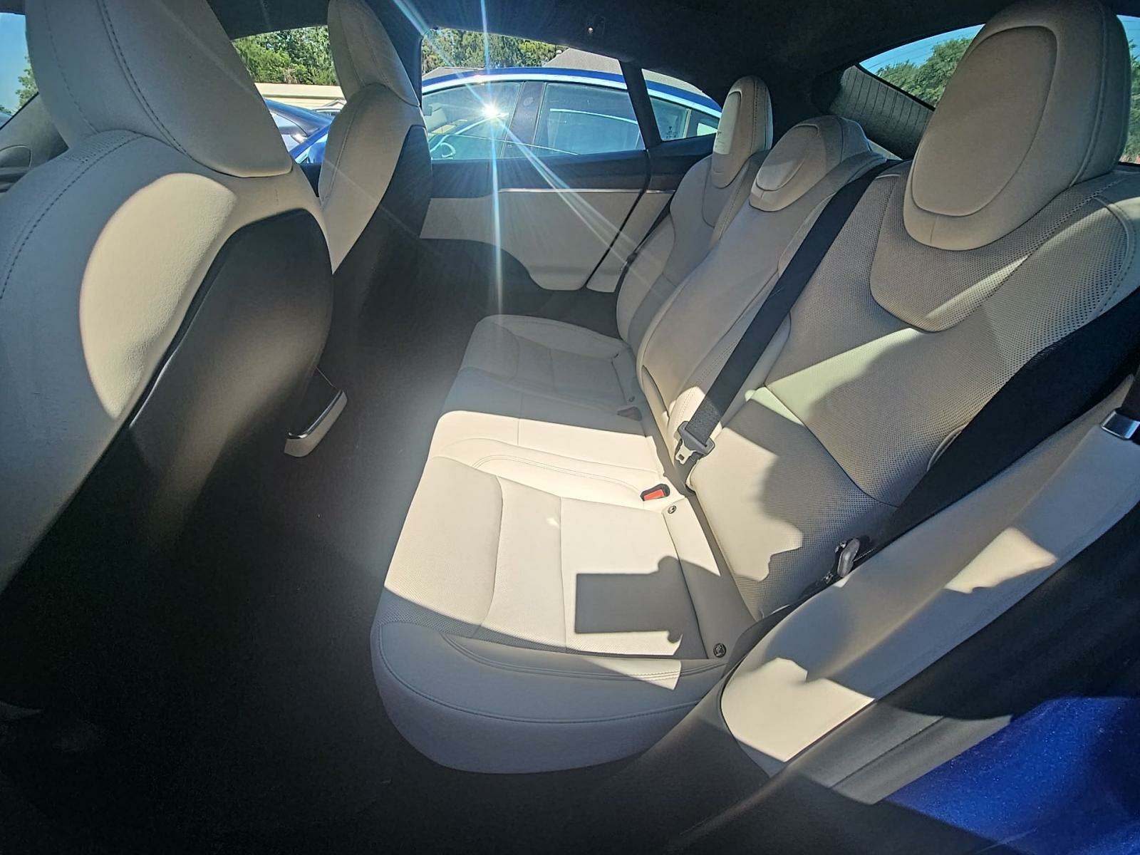 2022 Tesla Model S Base AWD