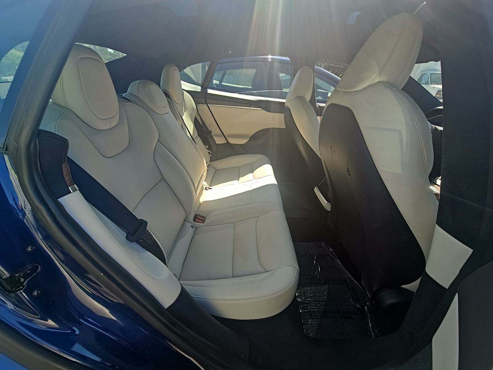 2022 Tesla Model S Base AWD