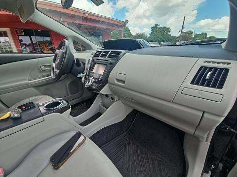 2012 Toyota Prius v Five FWD