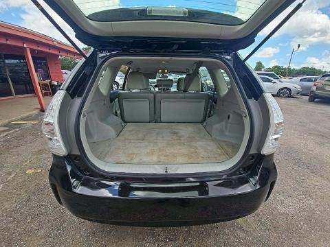 2012 Toyota Prius v Five FWD
