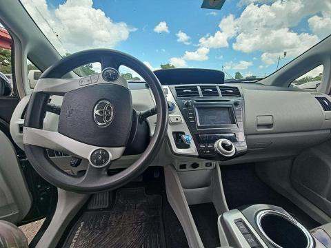 2012 Toyota Prius v Five FWD