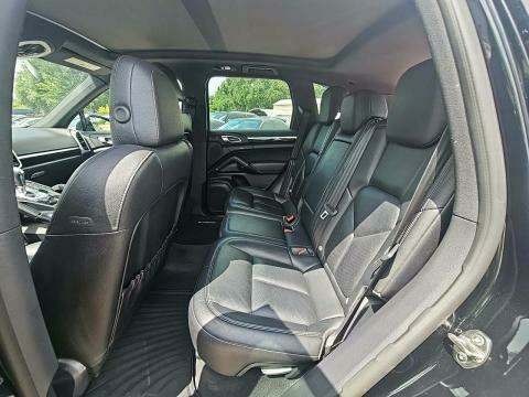 2017 Porsche Cayenne Base AWD