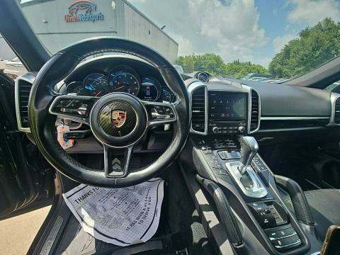 2017 Porsche Cayenne Base AWD