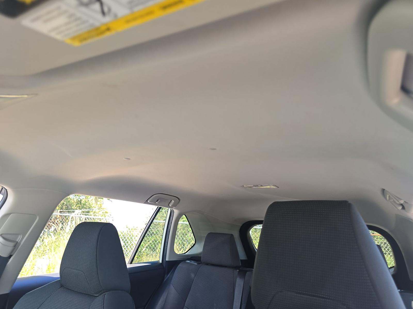 2021 Toyota RAV4 LE FWD