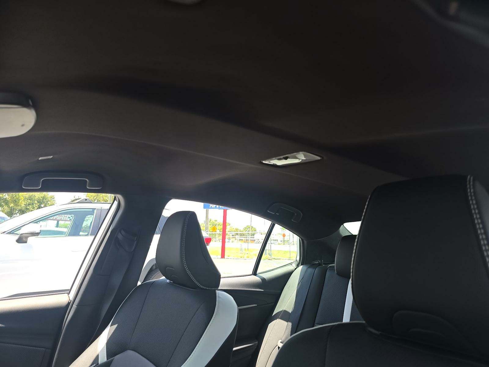 2025 Toyota Camry SE FWD