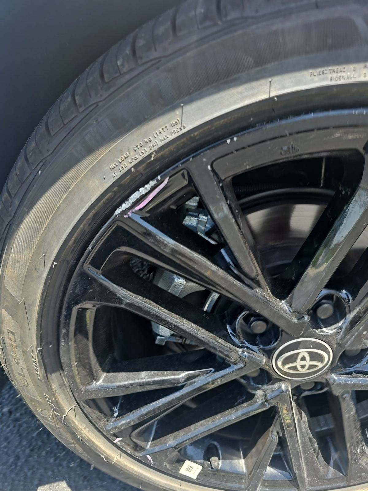 2025 Toyota Camry SE FWD