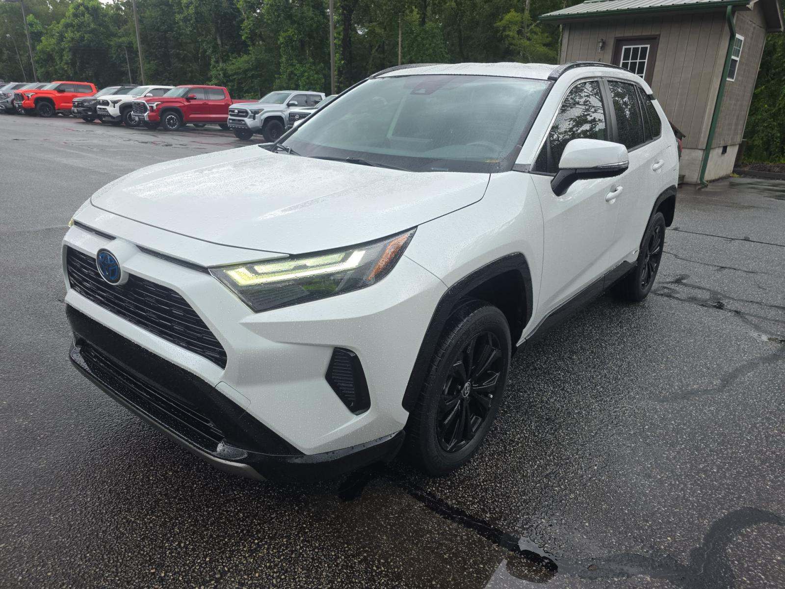 2023 Toyota RAV4 Hybrid SE AWD