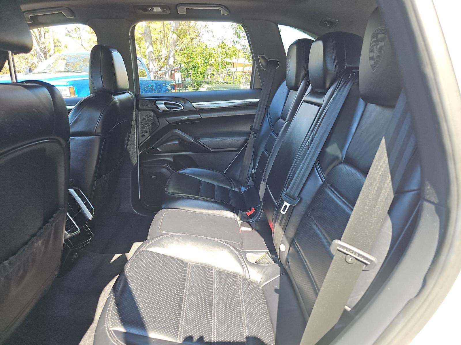 2017 Porsche Cayenne Platinum Edition AWD