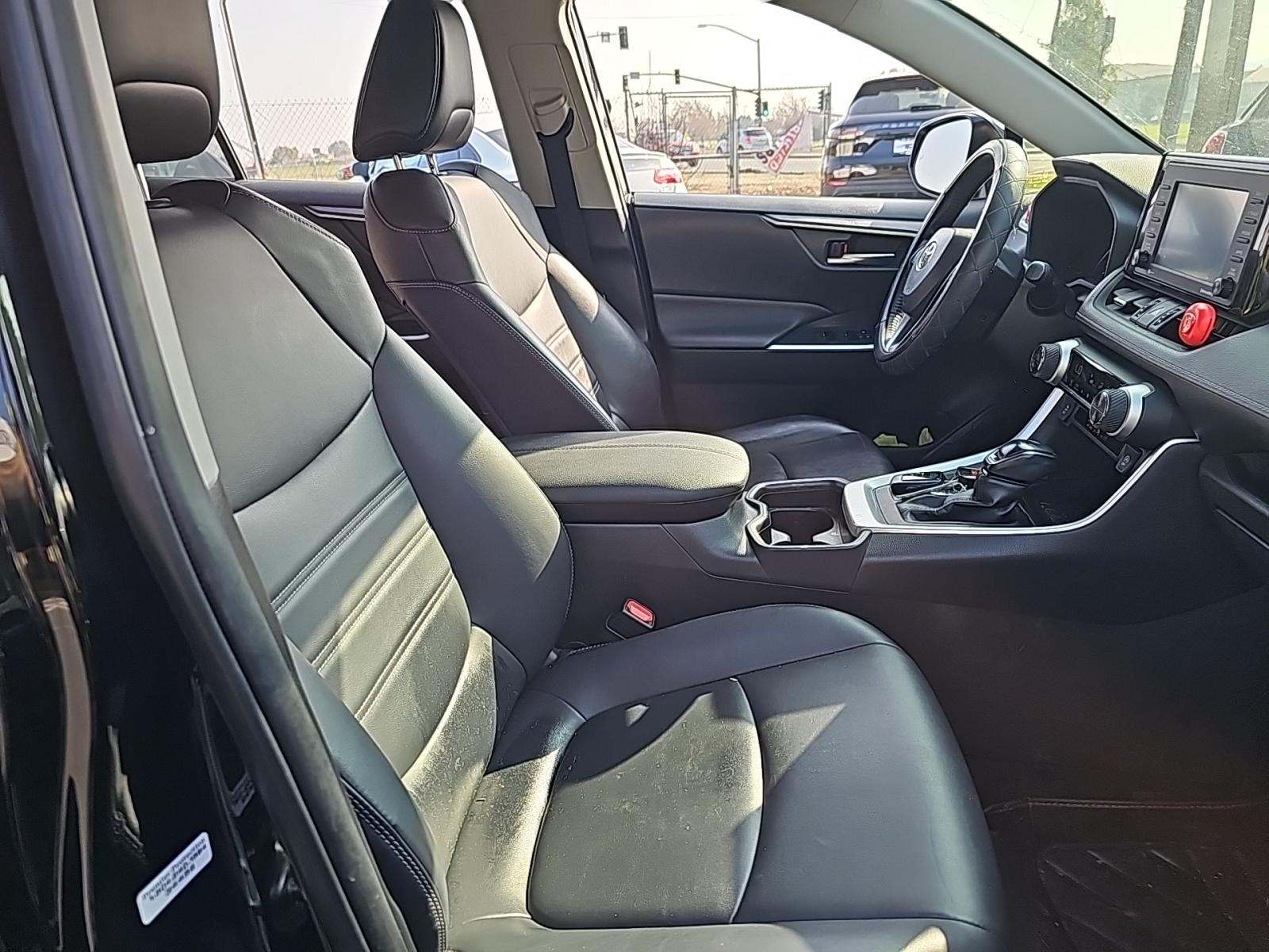 2020 Toyota RAV4 XLE Premium FWD