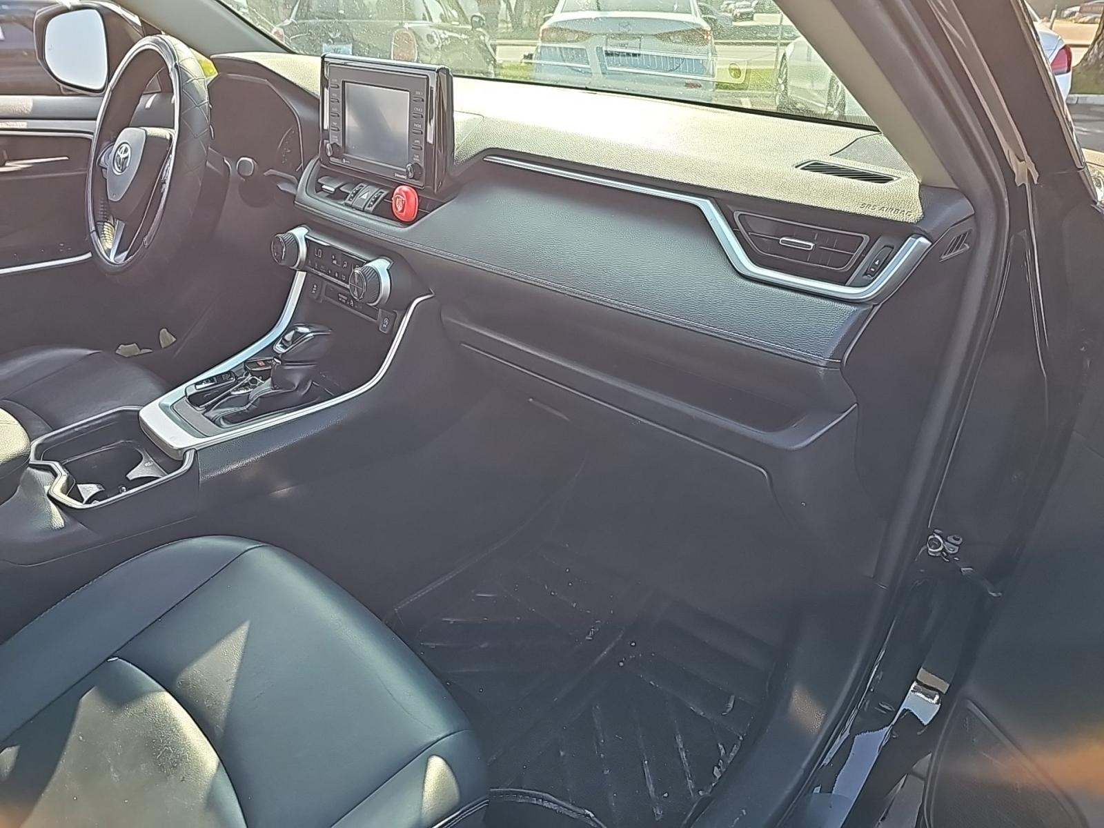 2020 Toyota RAV4 XLE Premium FWD