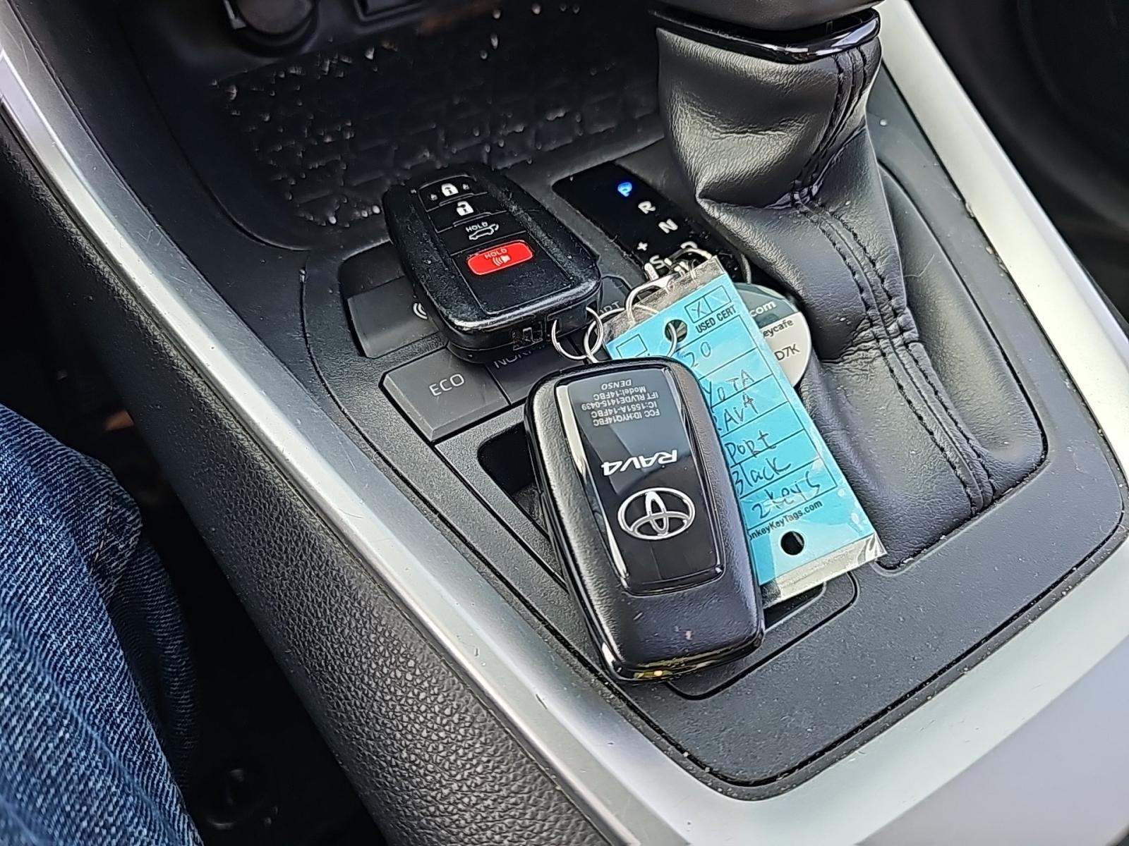 2020 Toyota RAV4 XLE Premium FWD