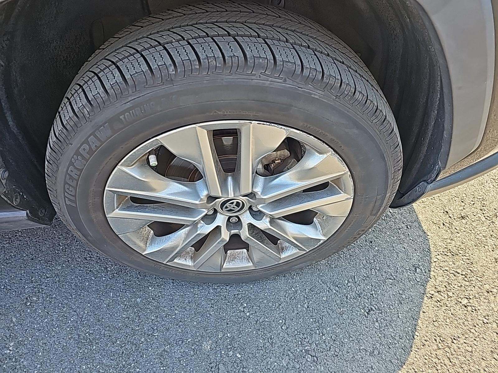 2020 Toyota RAV4 XLE Premium FWD