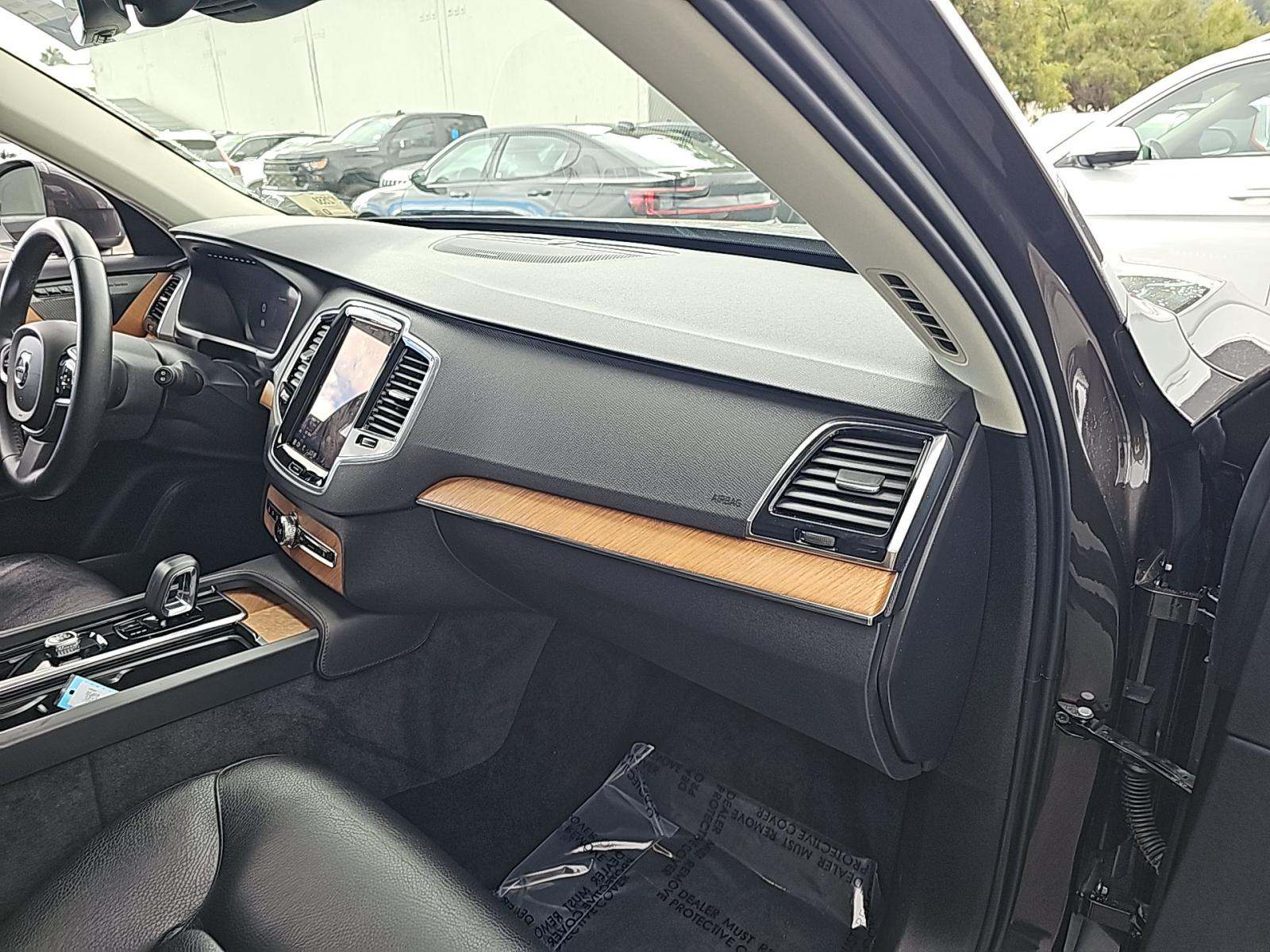 2023 Volvo XC90 Recharge T8 Plus AWD