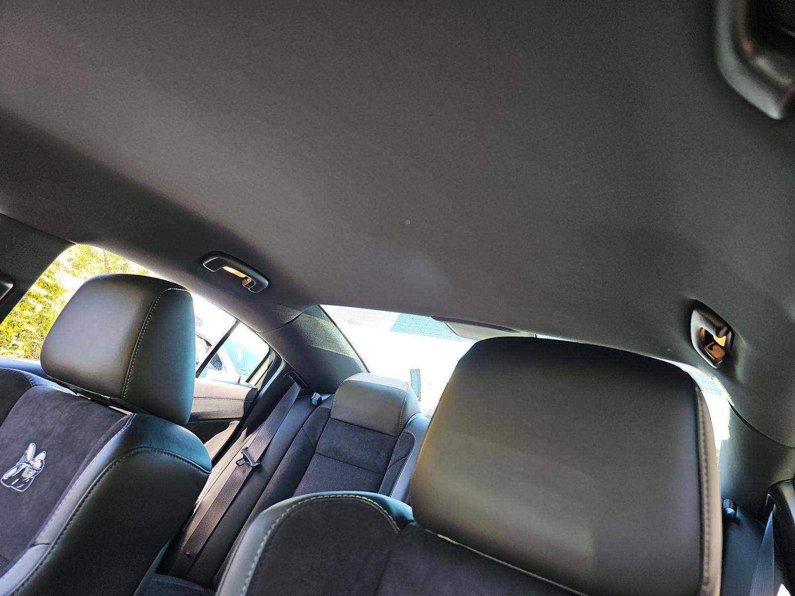 DODGE CHALLENGER - 7