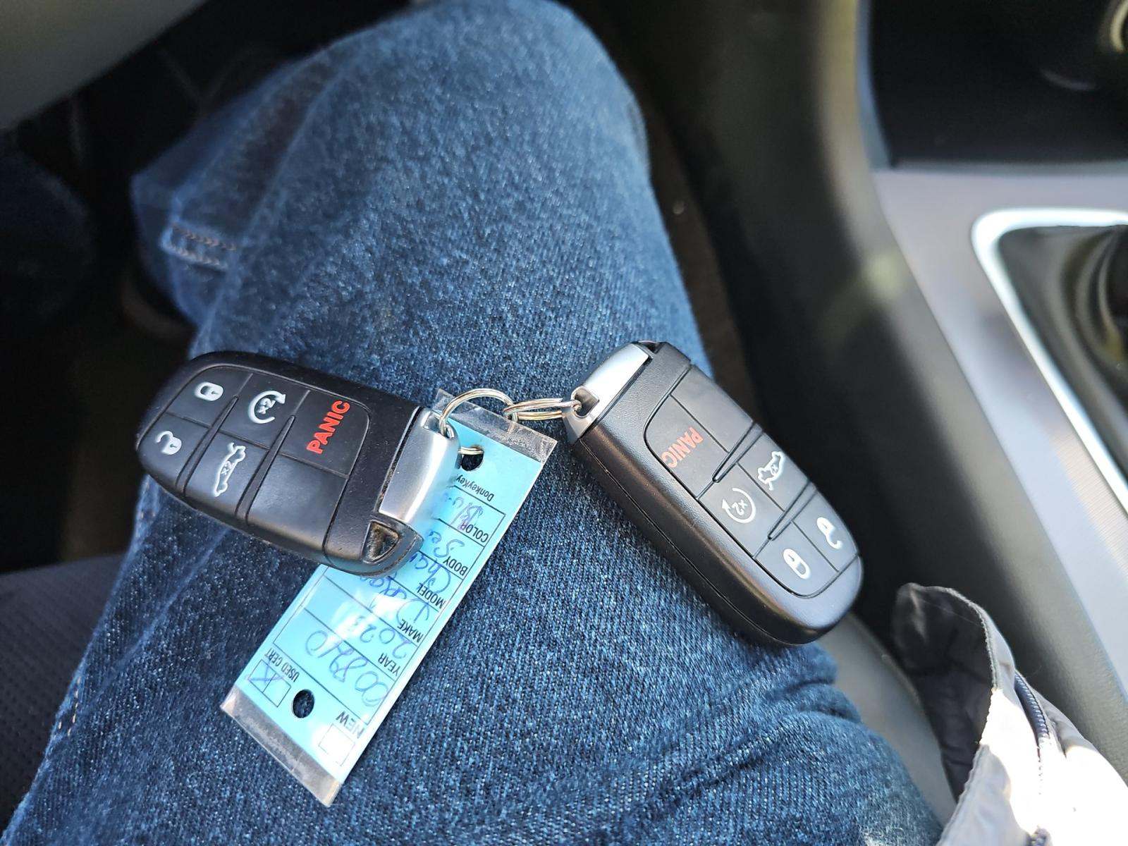 DODGE CHALLENGER - 4