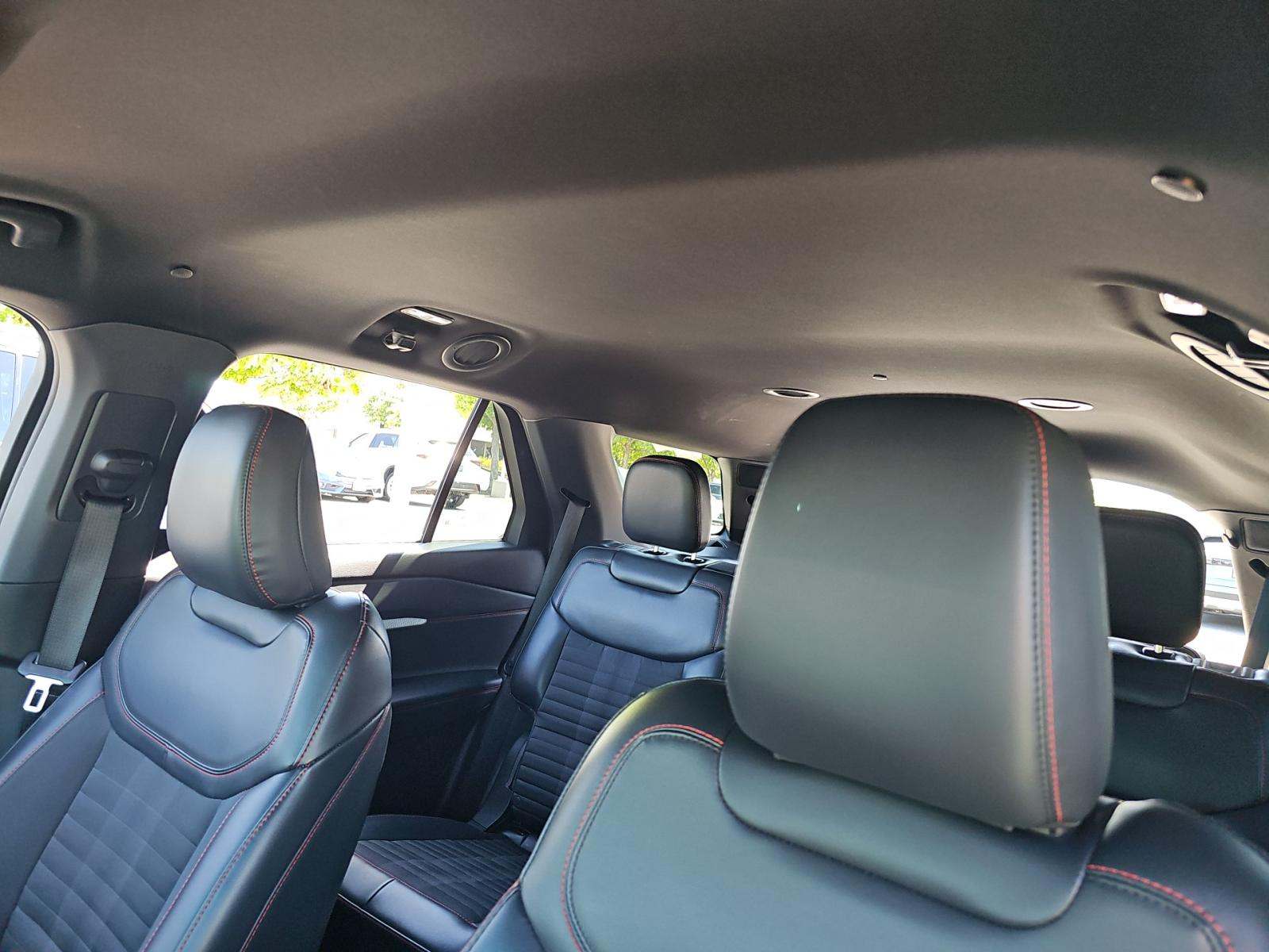 FORD EXPLORER - 7