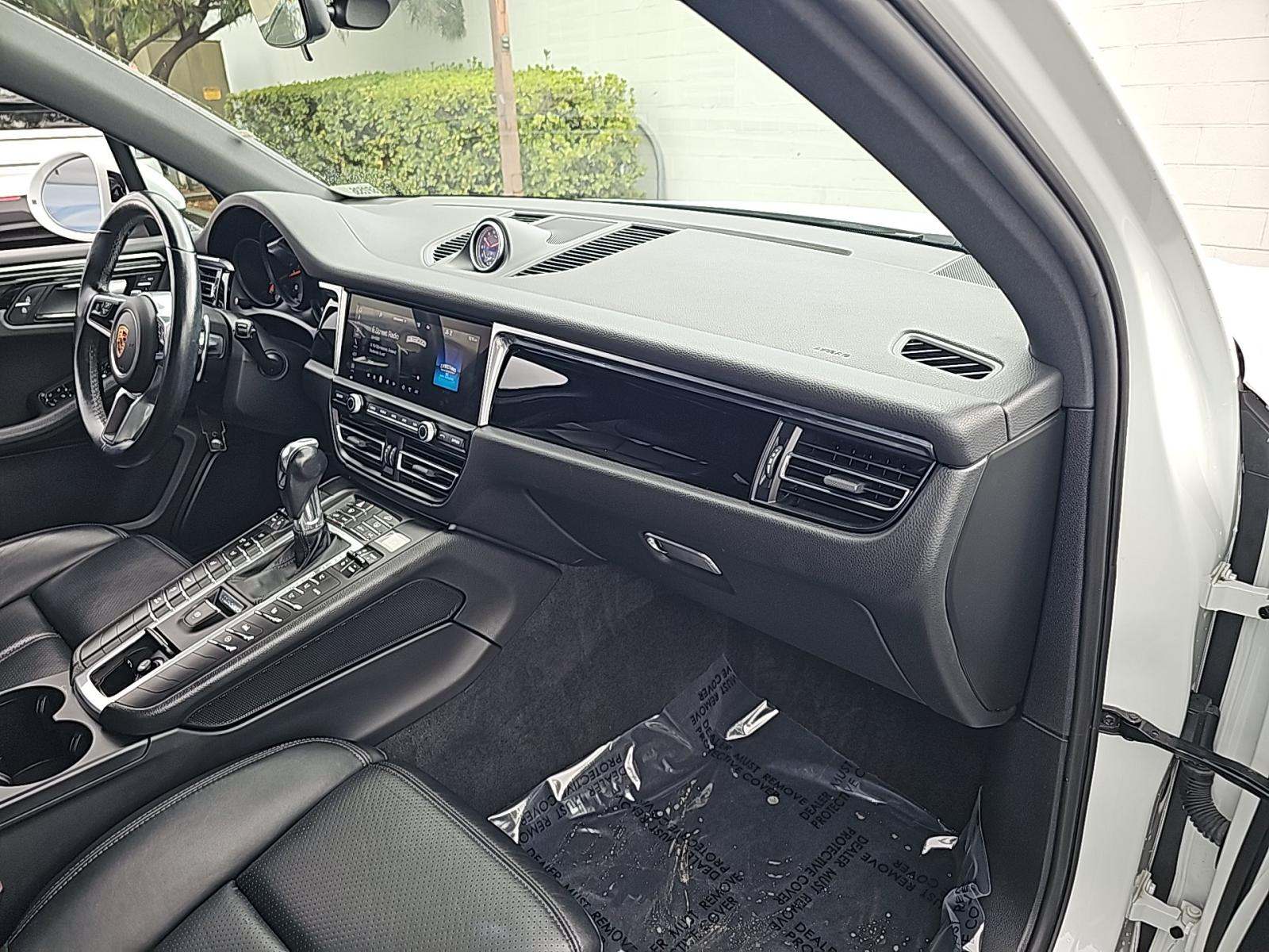 2020 Porsche Macan Base AWD