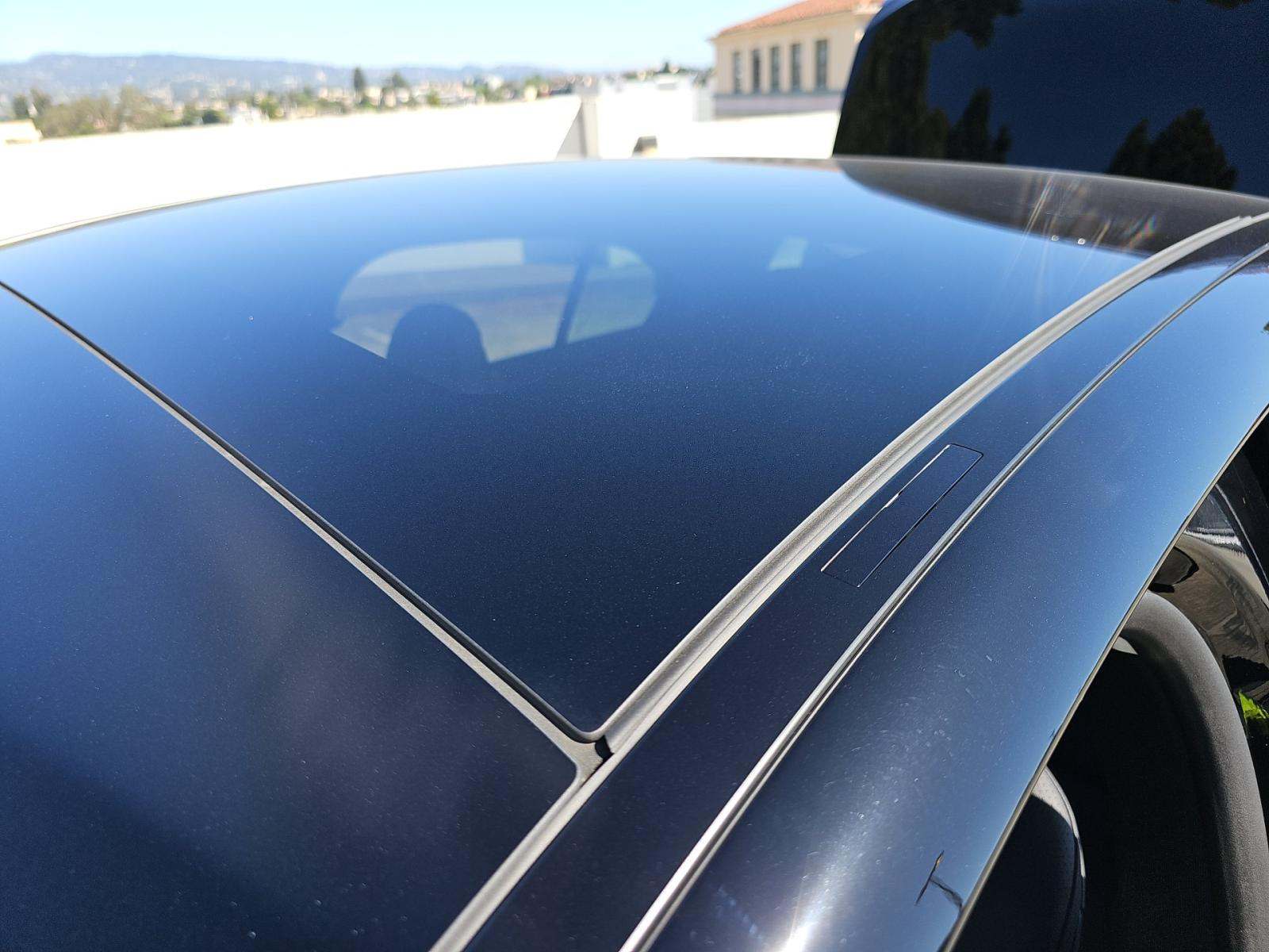 MERCEDES-BENZ E-CLASS - 8