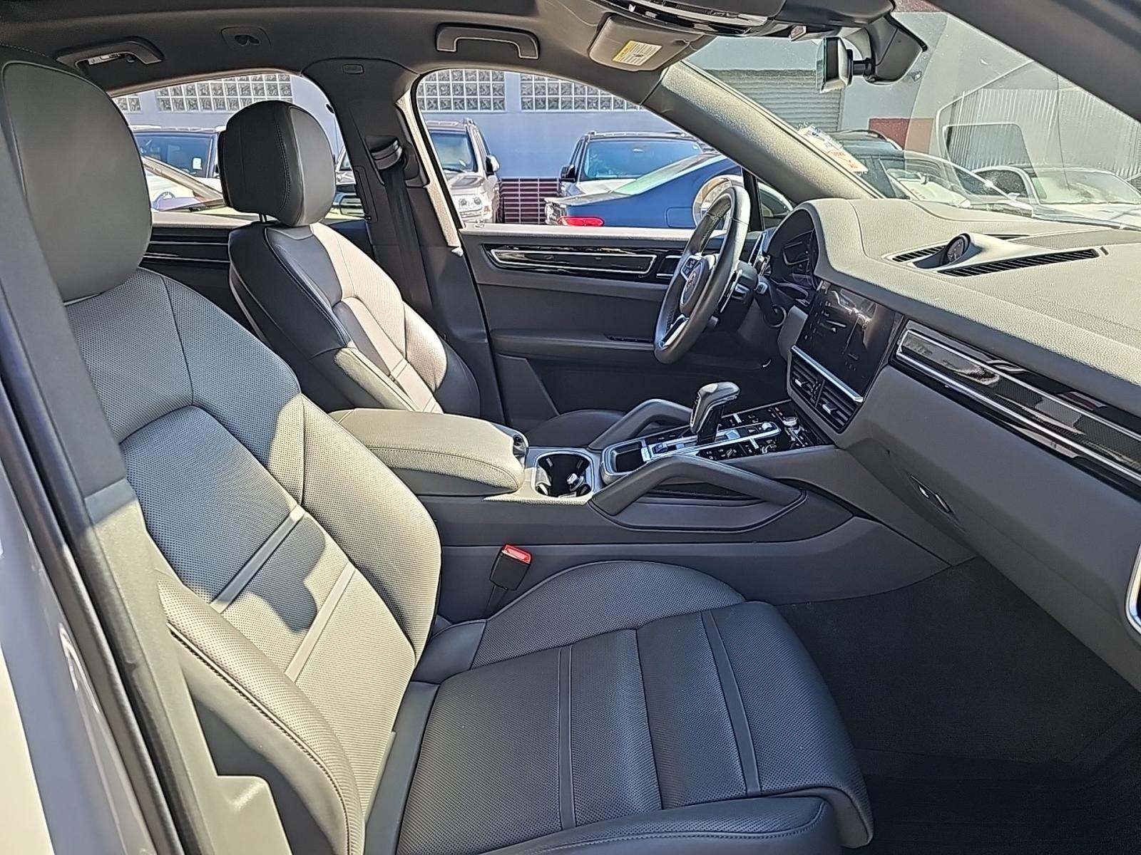 2022 Porsche Cayenne E-Hybrid AWD