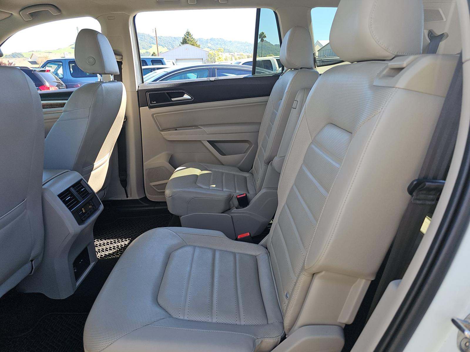 2019 Volkswagen Atlas 3.6L SEL Premium AWD