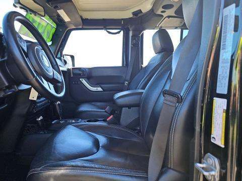 JEEP UNLIMITED SAHARA - 2