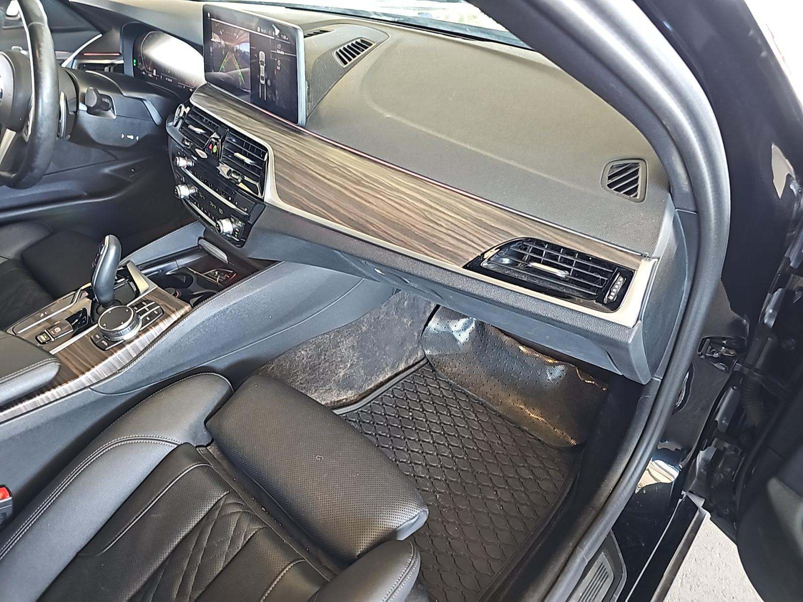 2023 BMW 5 Series 530i RWD