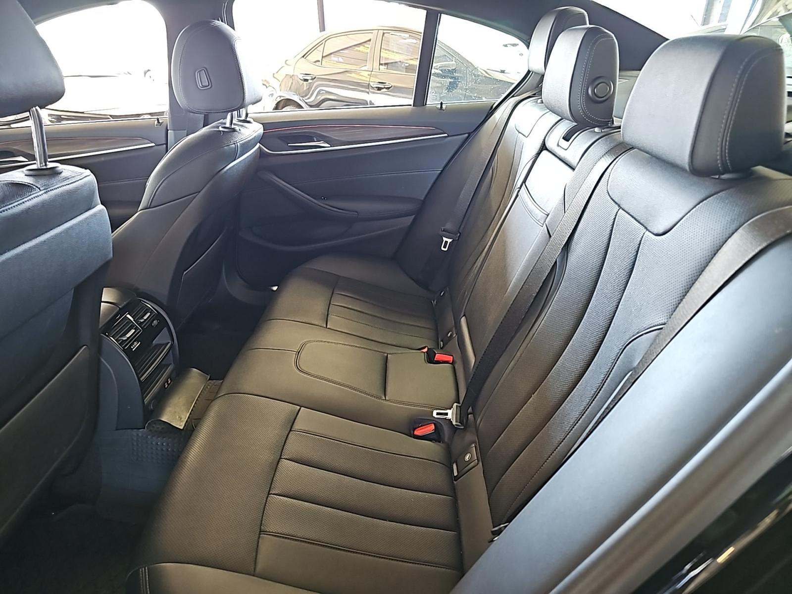 2023 BMW 5 Series 530i RWD