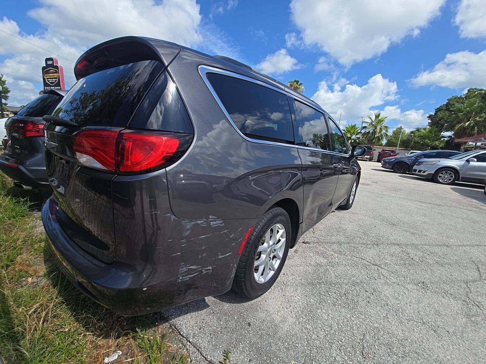 CHRYSLER VOYAGER - 3