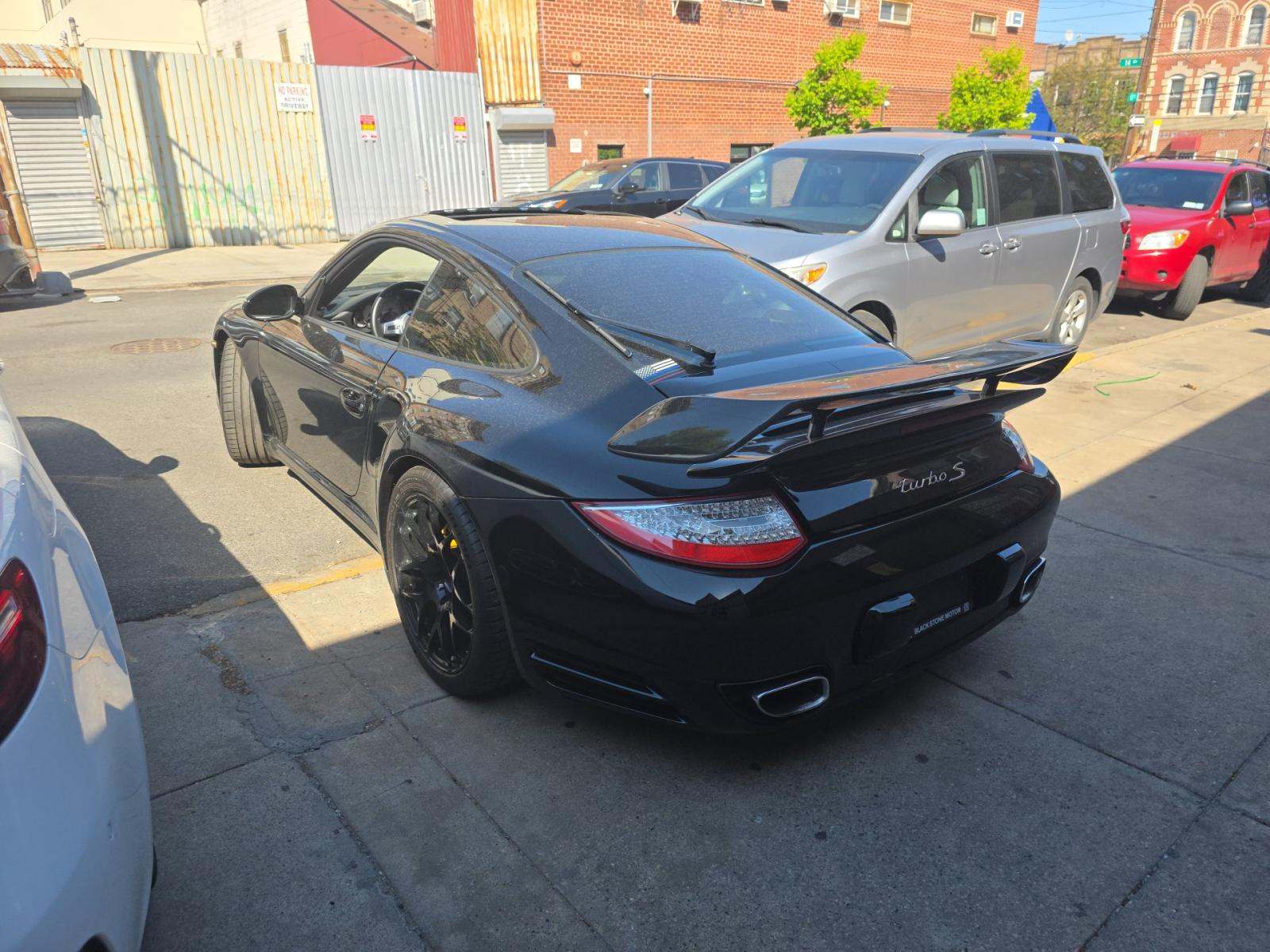 PORSCHE 911 - 2