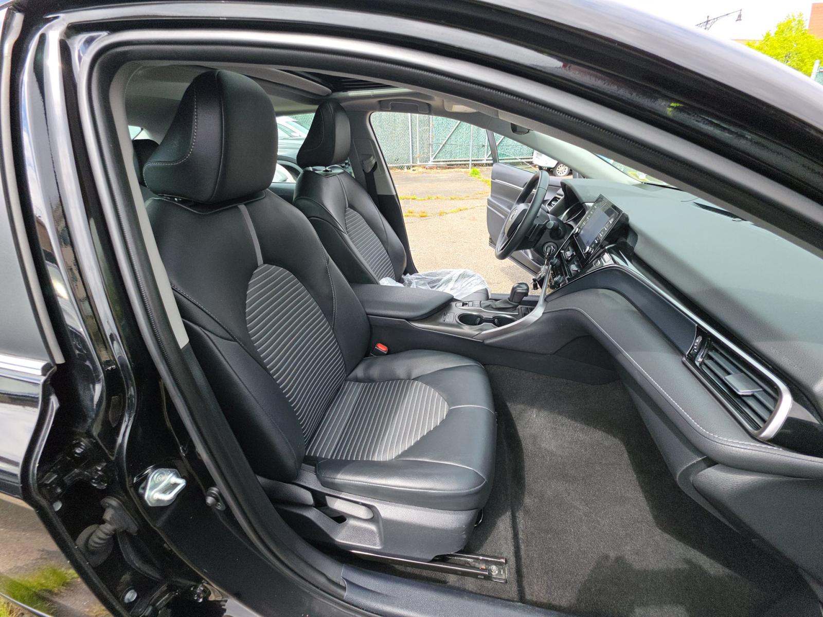 2023 Toyota Camry SE AWD