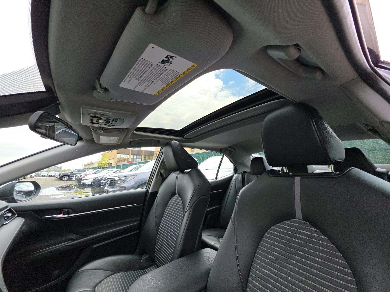 2023 Toyota Camry SE AWD