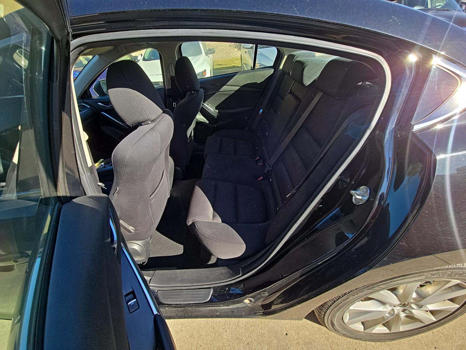 2017 MAZDA MAZDA6 Sport FWD