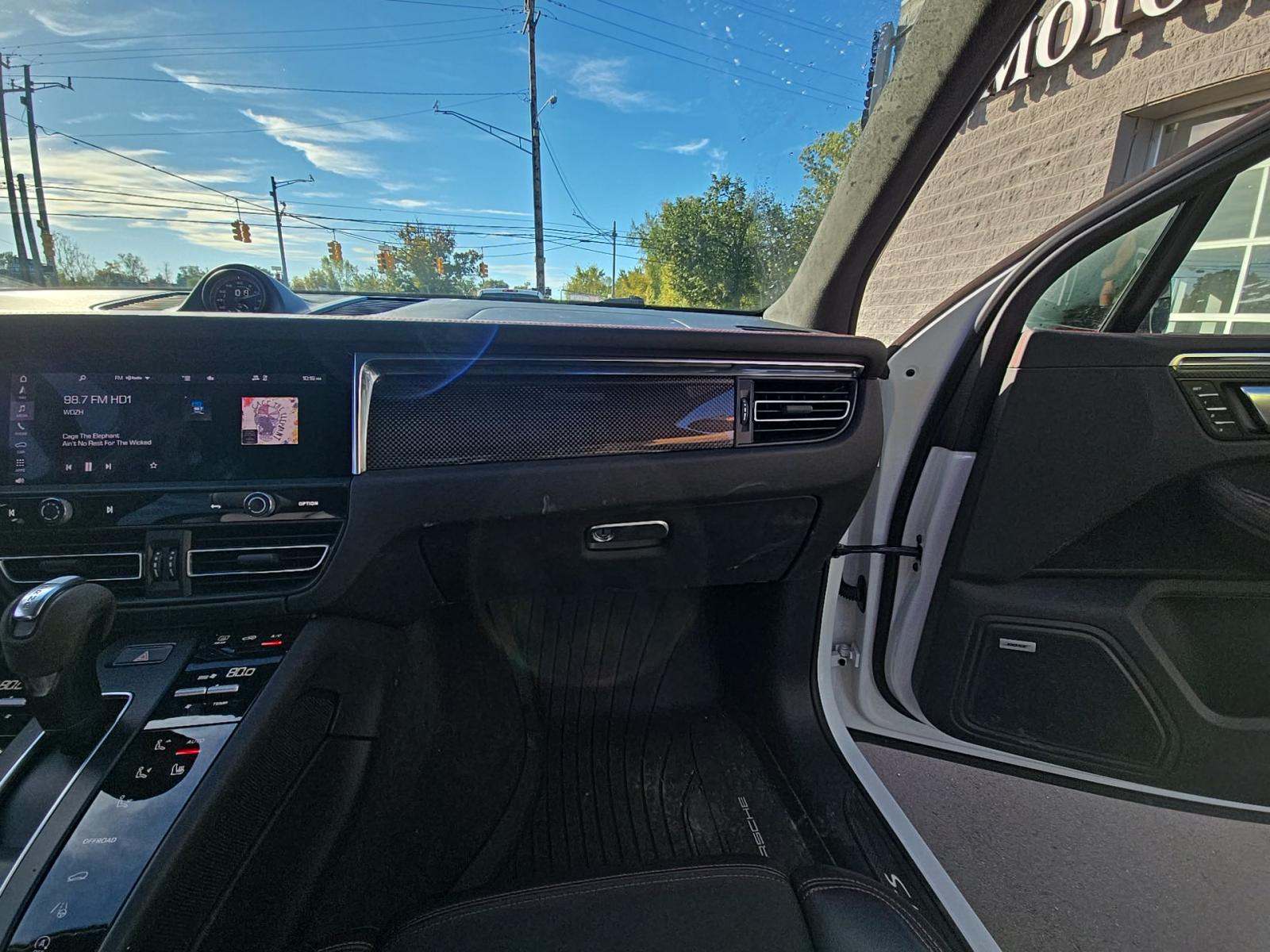 2023 Porsche Macan GTS AWD