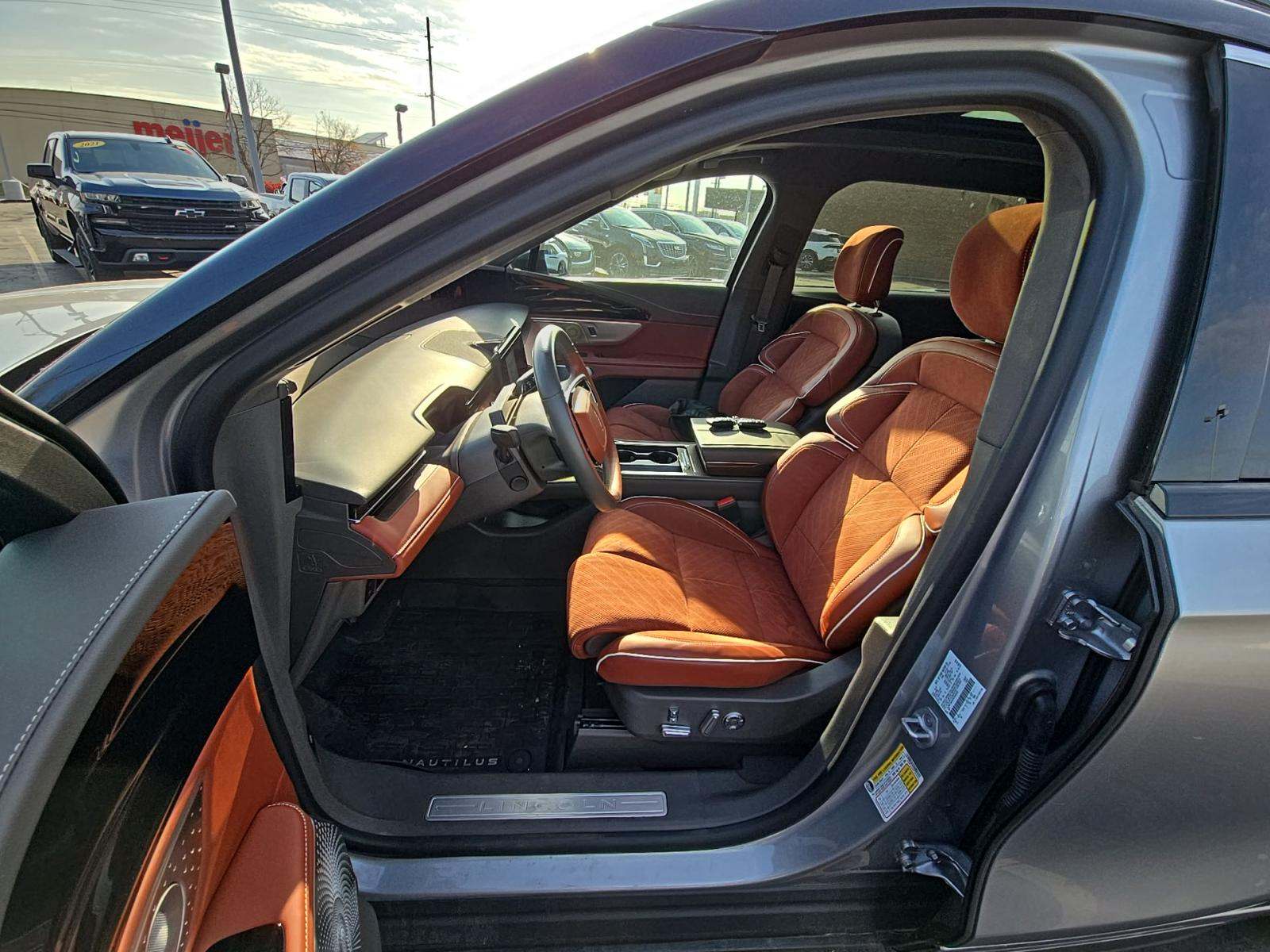 2024 Lincoln Nautilus Black Label AWD