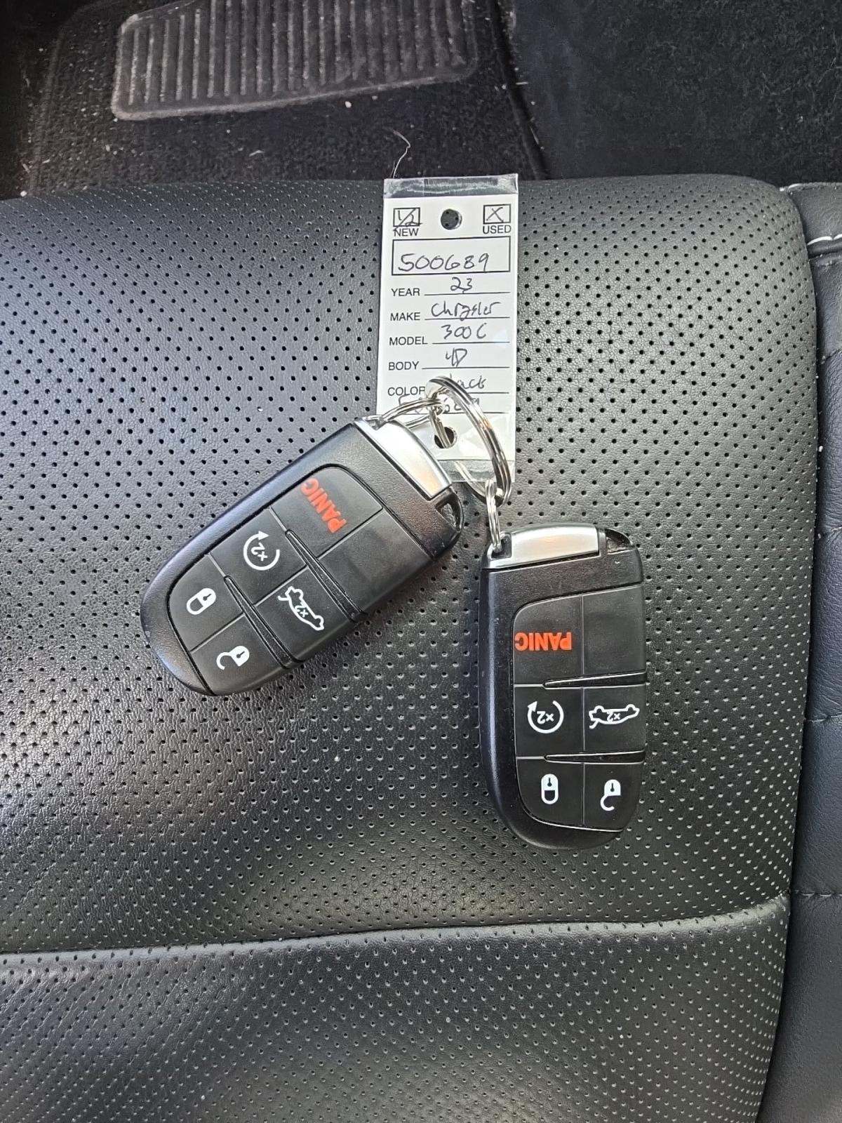 2023 Chrysler 300 C RWD